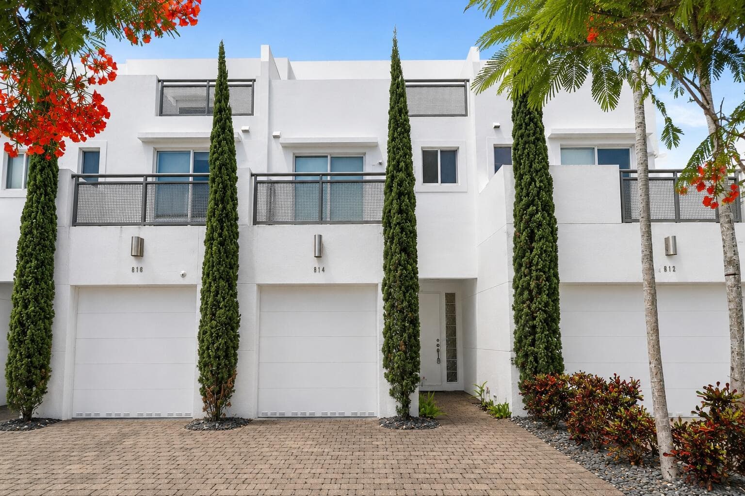 814 NE 19TH Avenue, Fort Lauderdale FL 33304