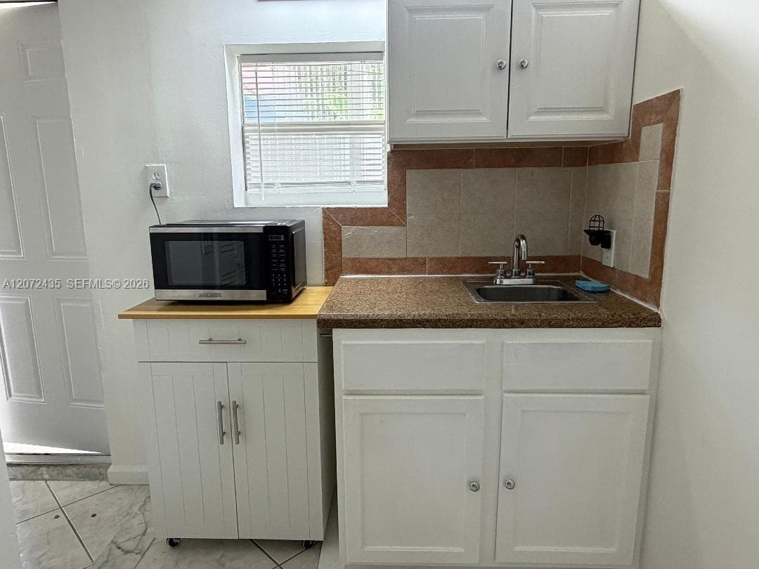 8258 SW 148th Pl REAR, Miami FL 33193 photo 3