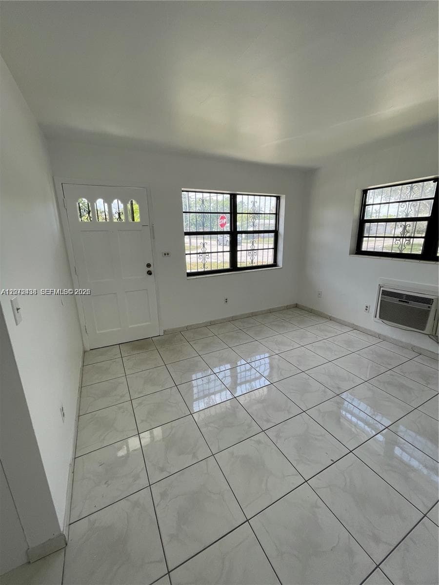505 NE 142nd St # A, North Miami FL 33161 photo 2