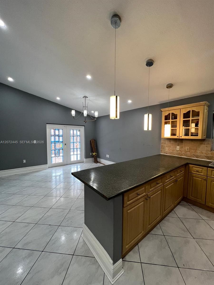 6978 W 25th Ave, Hialeah FL 33016 photo 2