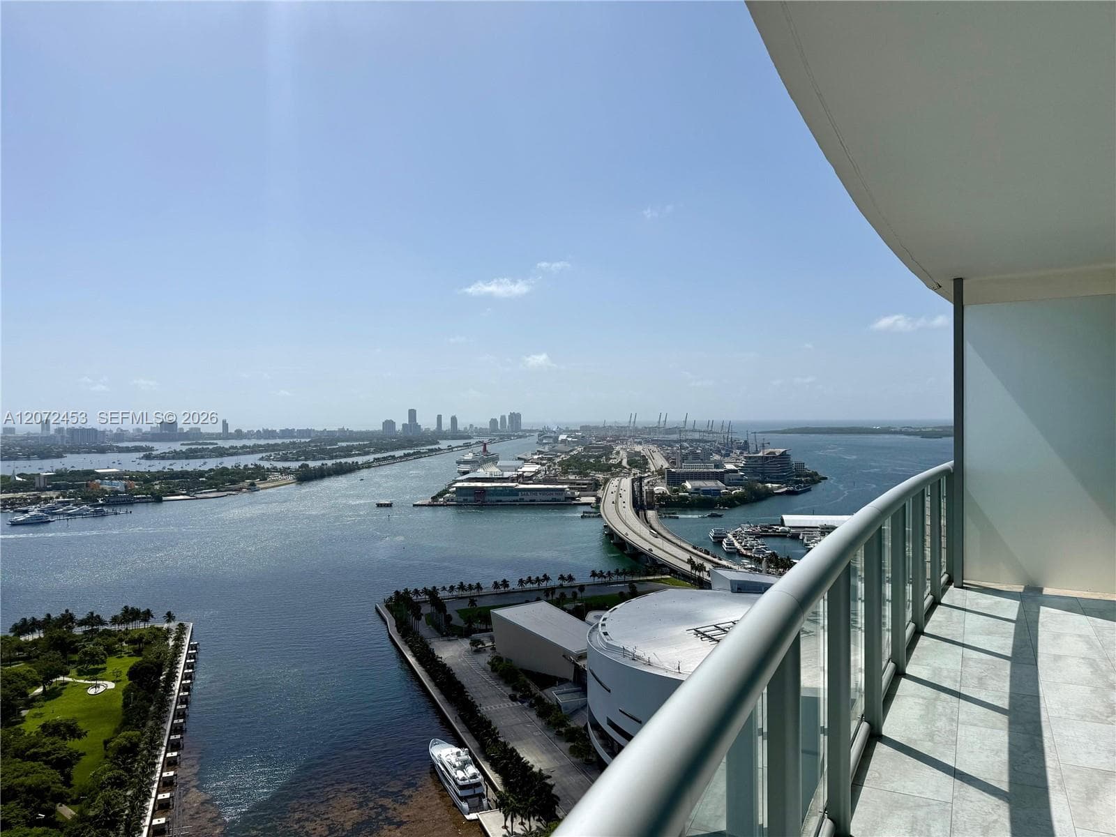 888 Biscayne Blvd # 3611, Miami FL 33132 photo 4