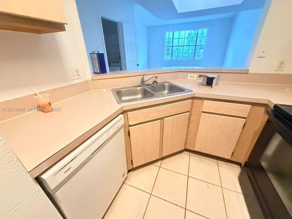 701 SW 148th Ave # 104, Sunrise FL 33325 photo 5