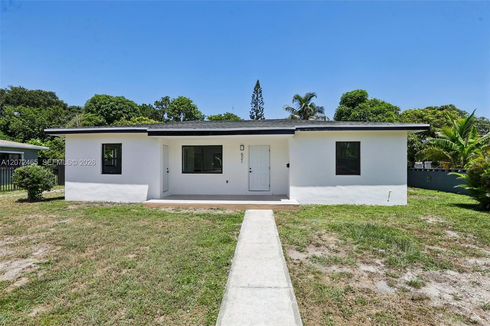 521 NW 189th Ter, Miami Gardens FL 33169 photo 3