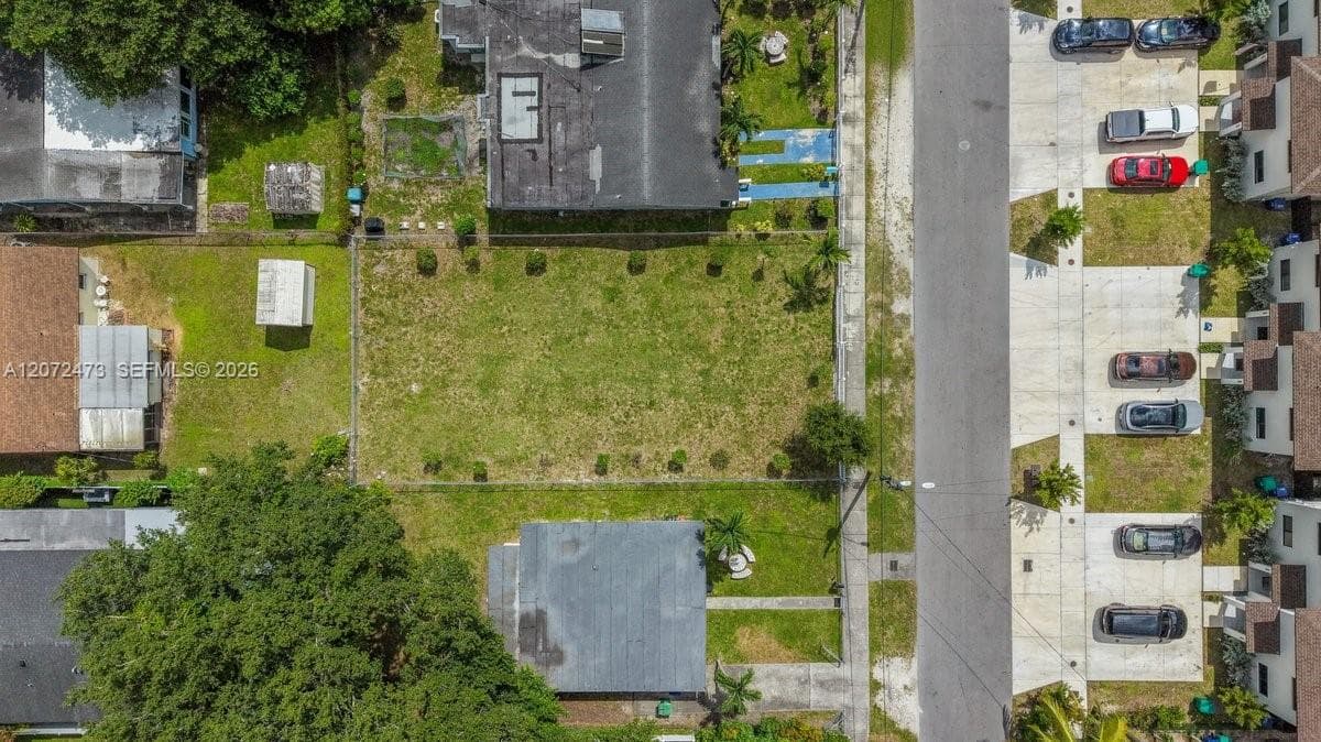 1967 NW 52nd St, Miami FL 33142 photo 4