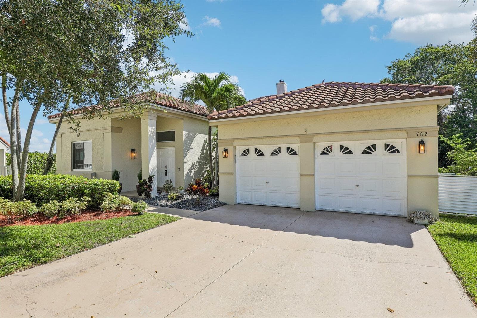 762 Heritage Drive, Weston FL 33326