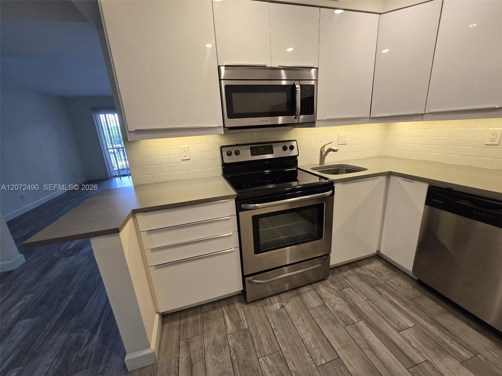 470 NW 20th St # 201, Boca Raton FL 33431 photo 3