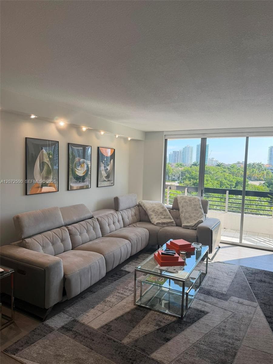 3400 NE 192nd St # 511, Aventura FL 33180 photo 4
