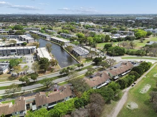 8117 Lagos De Campo Blvd # 2, Tamarac FL 33321 photo 2
