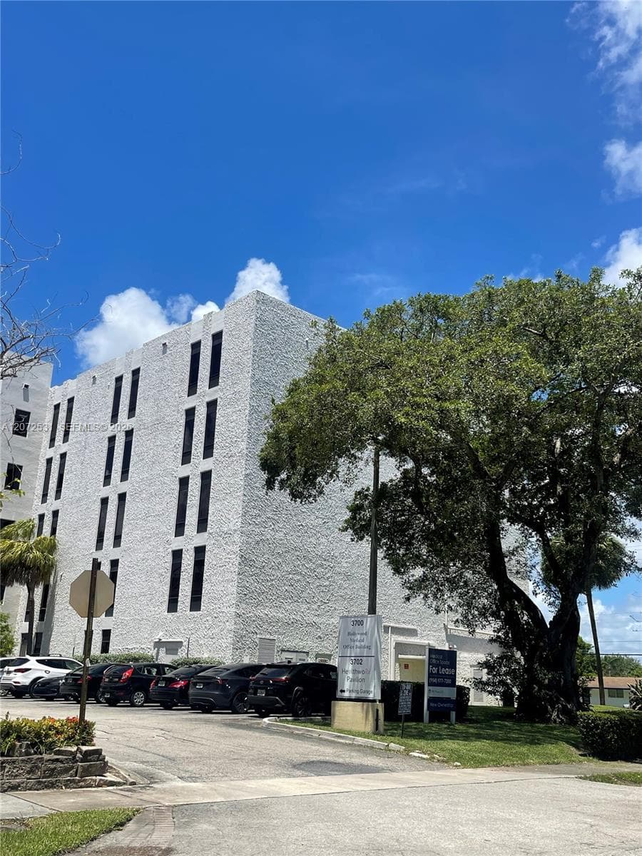 3700 Washington St # 500A, Hollywood FL 33021