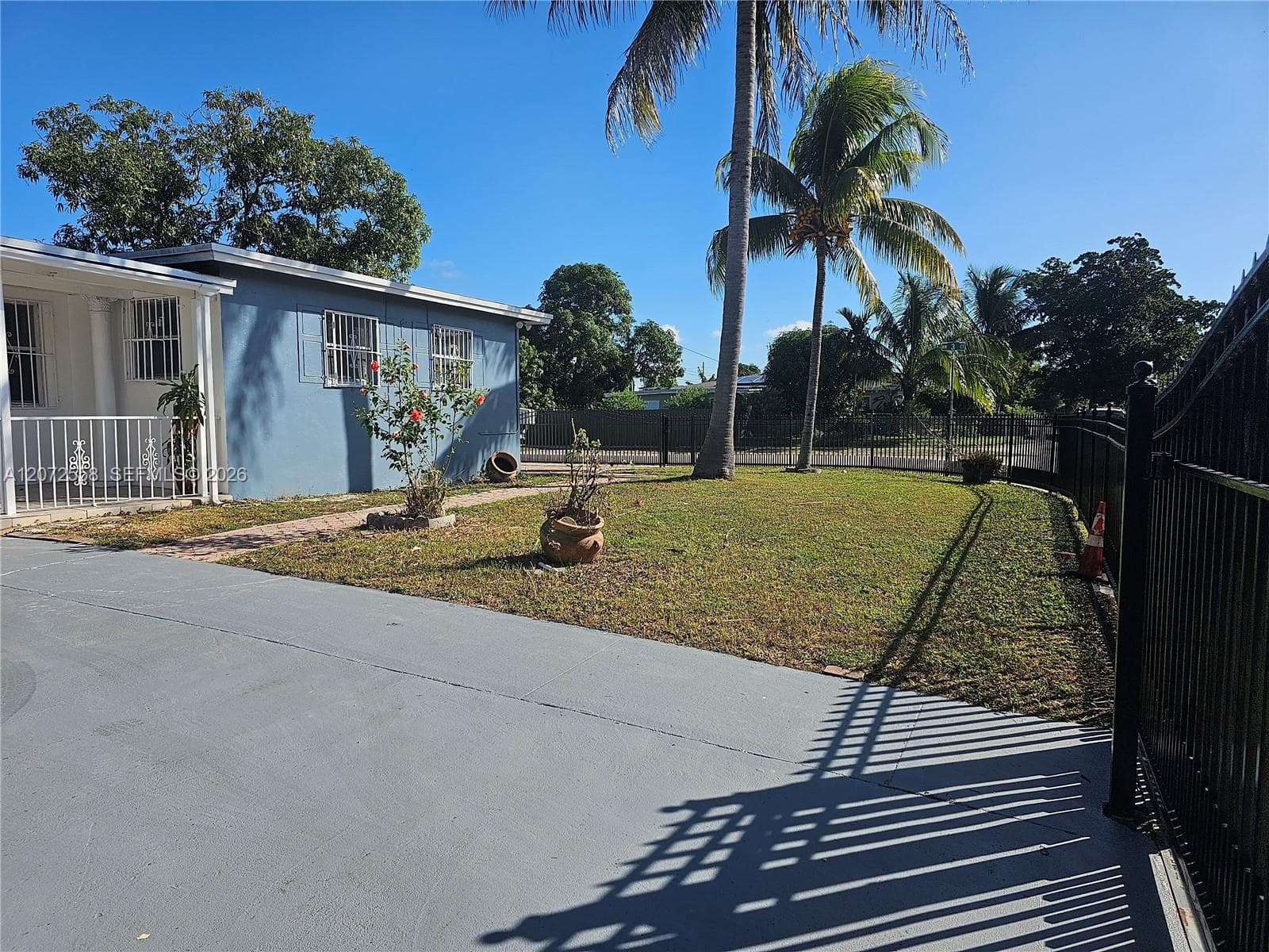 331 NW 195th Ter, Miami Gardens FL 33169 photo 3