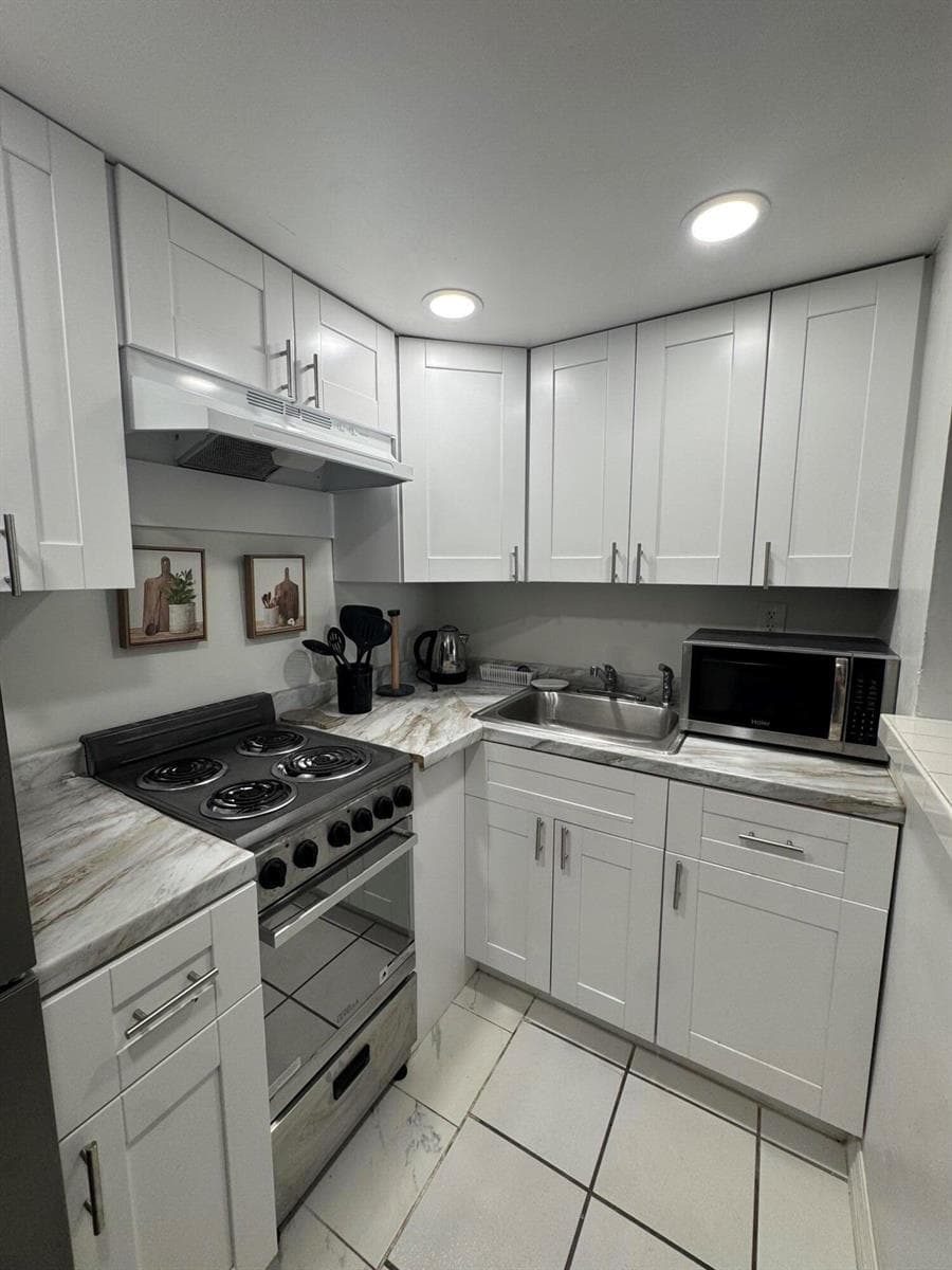 811 SE 16TH Street # 206, Fort Lauderdale FL 33316 photo 5