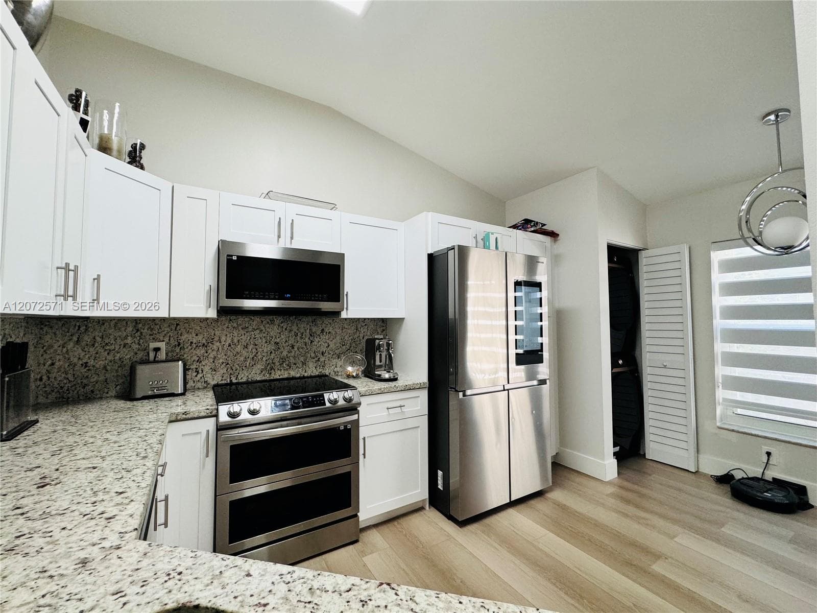 1480 Sweetbay Way, Hollywood FL 33019 photo 3
