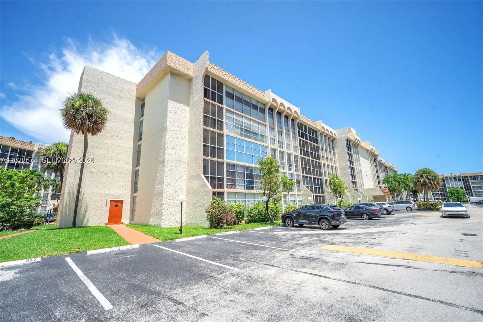 701 Three Islands Blvd # 505, Hallandale Beach FL 33009