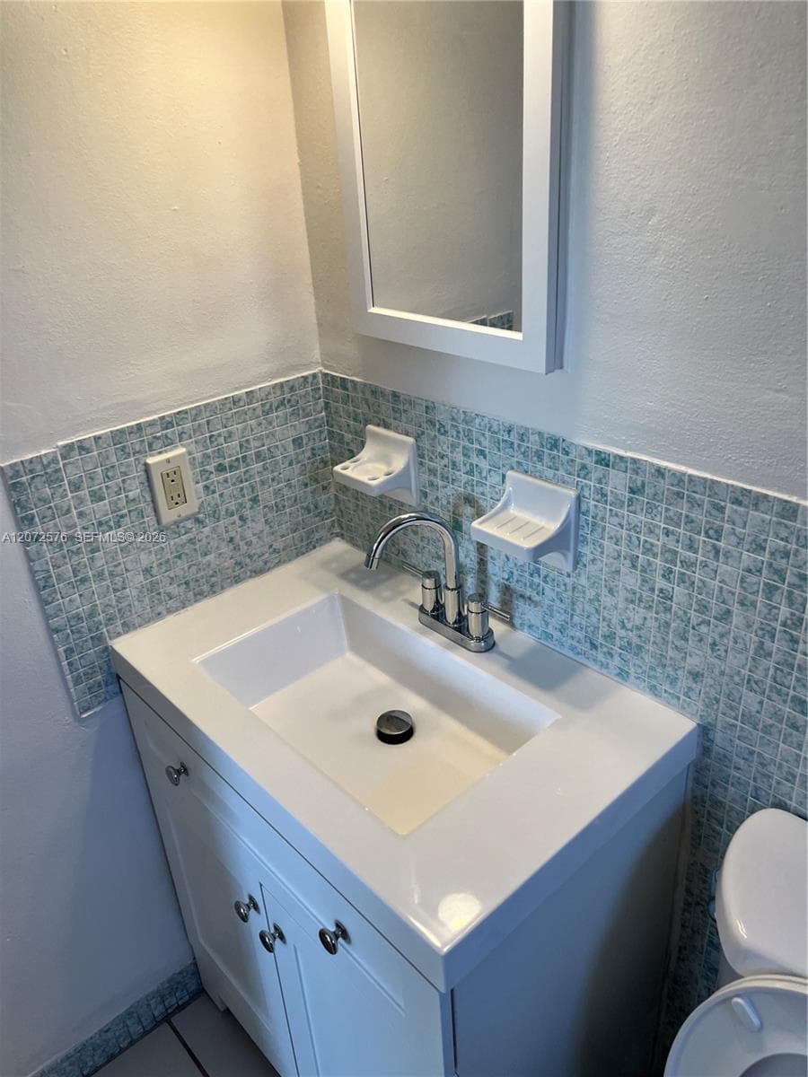 12905 Arch Creek Rd # 8, North Miami FL 33161 photo 5