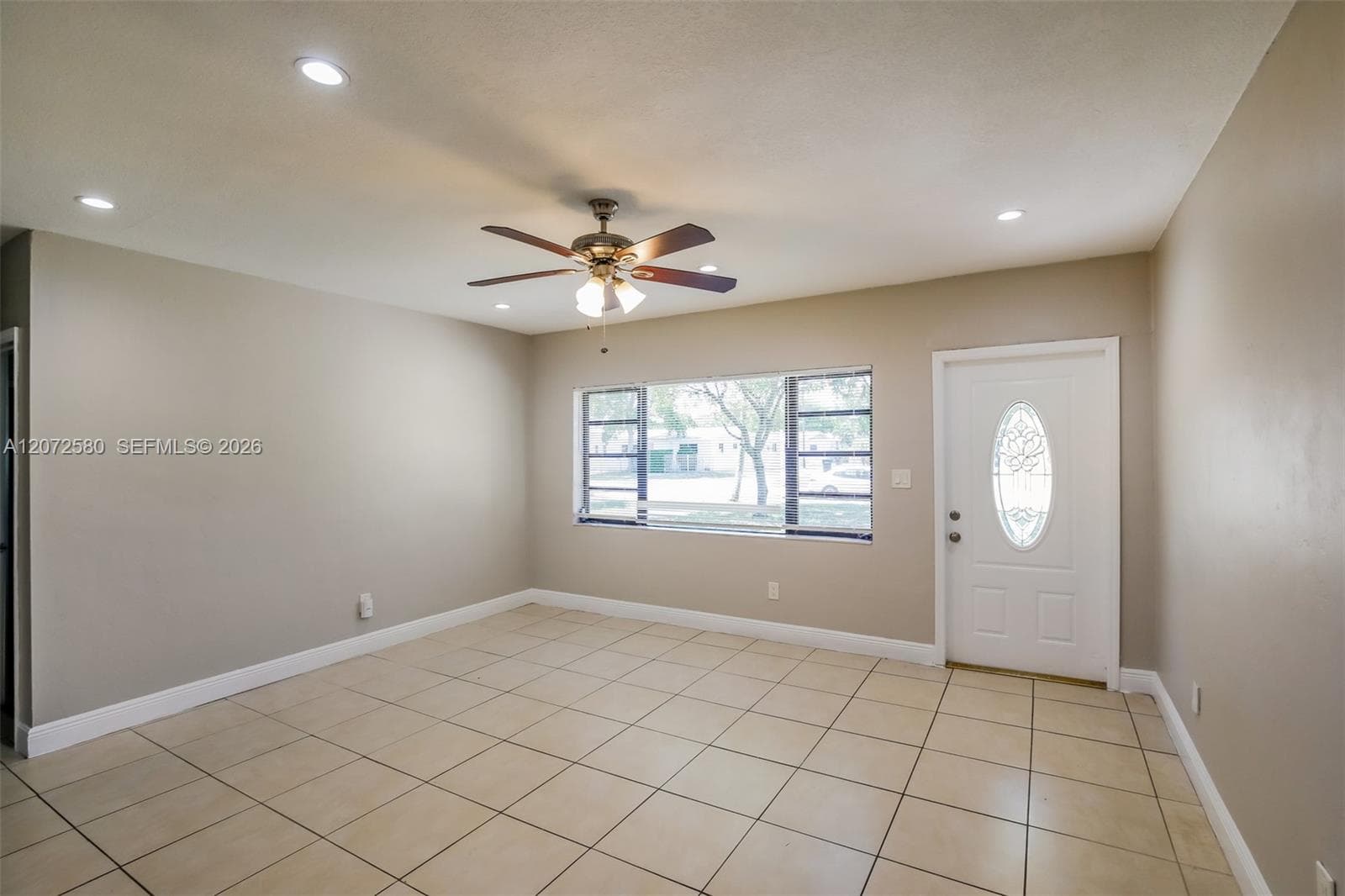 1761 NE 170th St, North Miami Beach FL 33162 photo 2