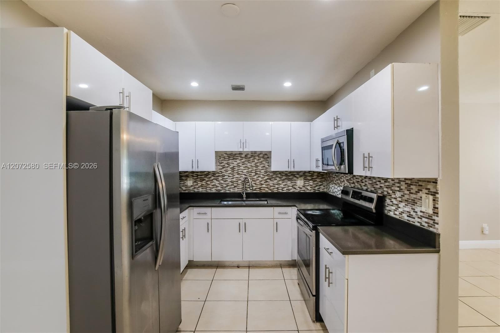 1761 NE 170th St, North Miami Beach FL 33162 photo 5