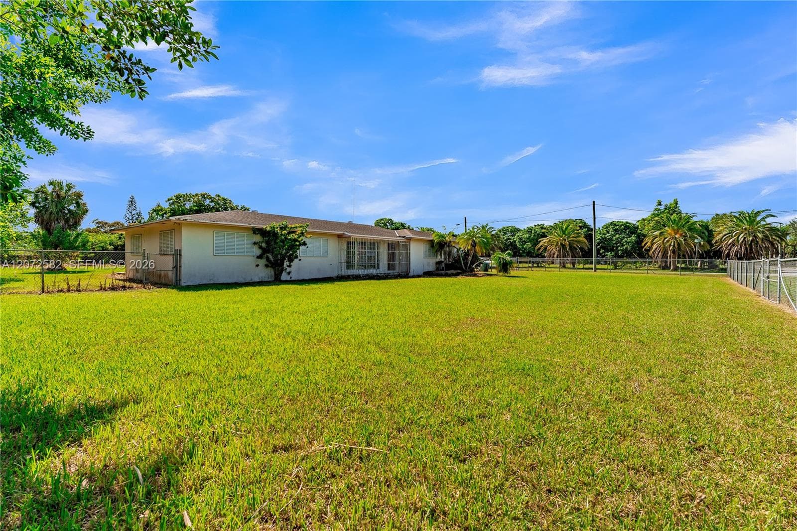 22775 SW 182nd Ave, Miami FL 33170 photo 2
