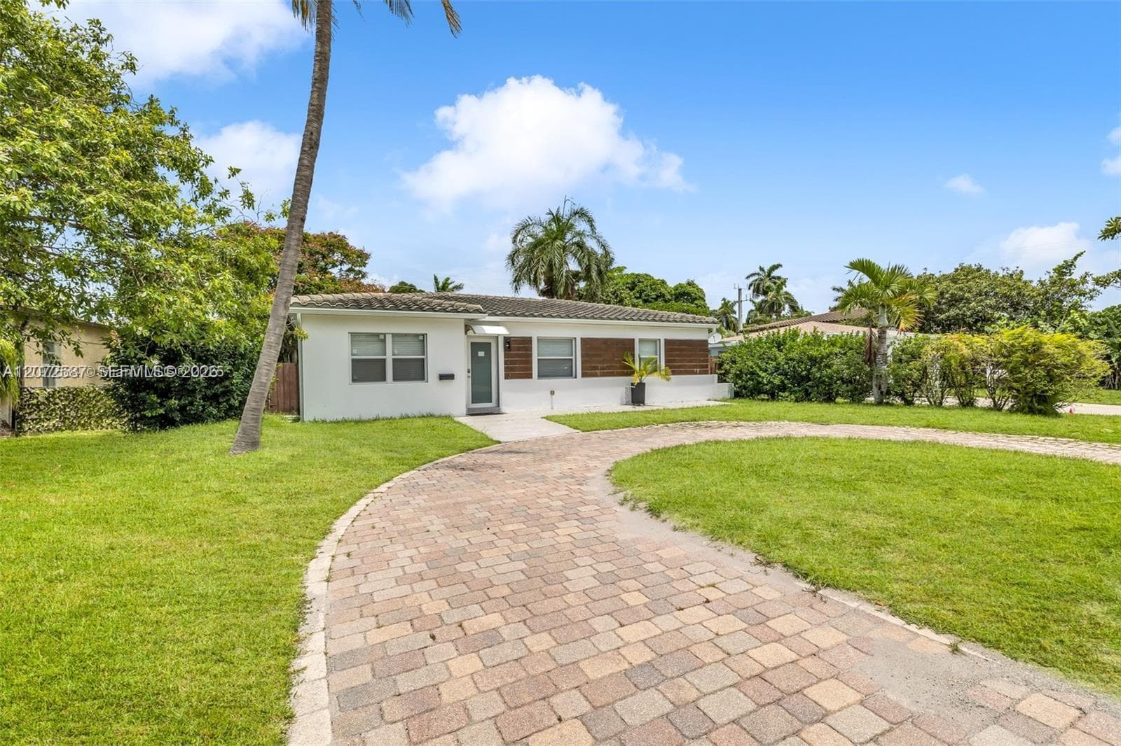 1413 Funston, Hollywood FL 33020 photo 2