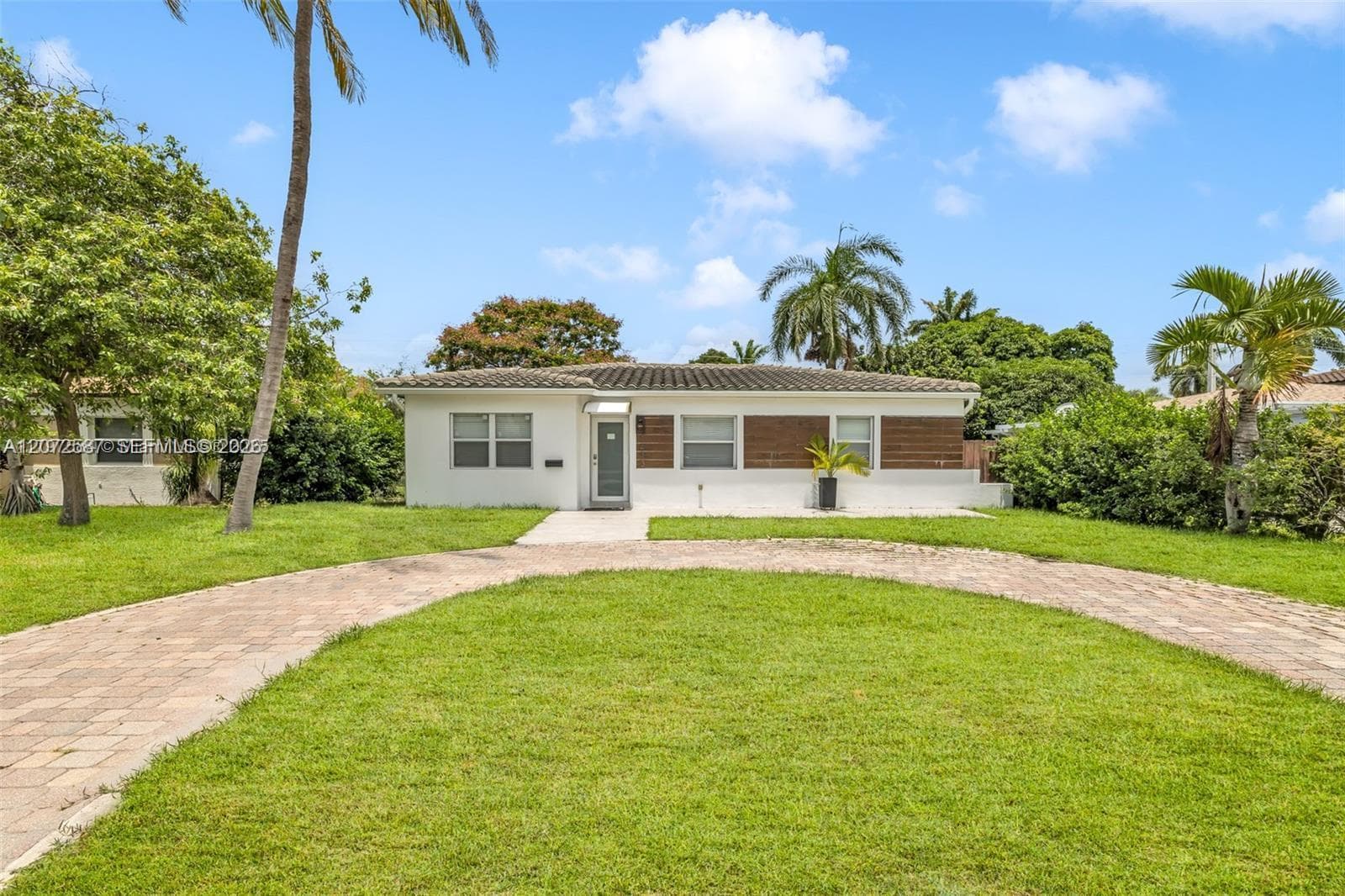 1413 Funston, Hollywood FL 33020