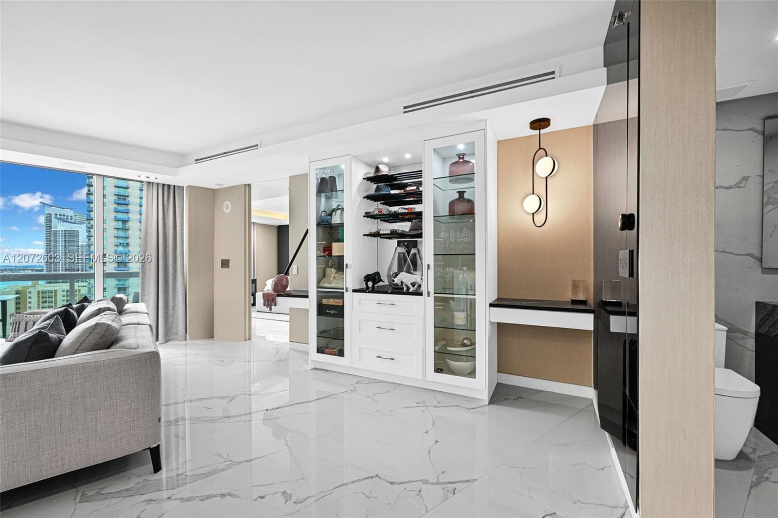 1000 S Pointe Dr # 1706, Miami Beach FL 33139 photo 4