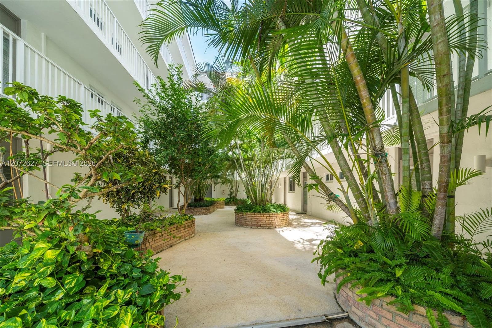 1670 Bay Rd # 4B, Miami Beach FL 33139 photo 2