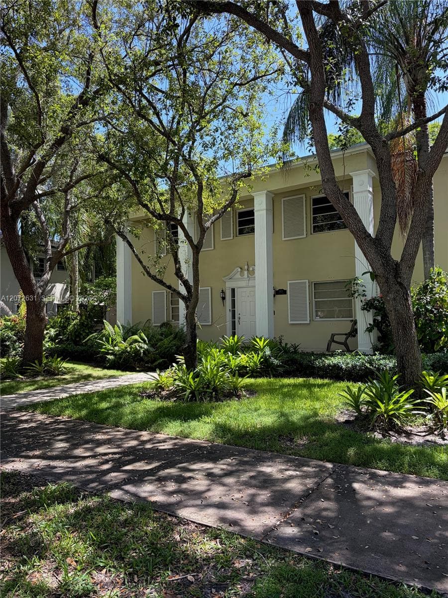 3923 Segovia St, Coral Gables FL 33134 photo 2