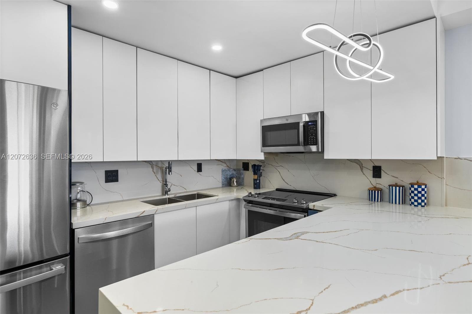 19380 Collins Ave # 826, Sunny Isles Beach FL 33160 photo 4