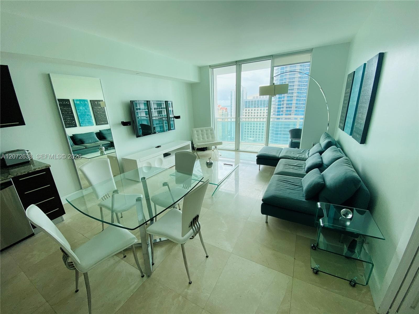 The Plaza on Brickell — 851 Tower photo 4