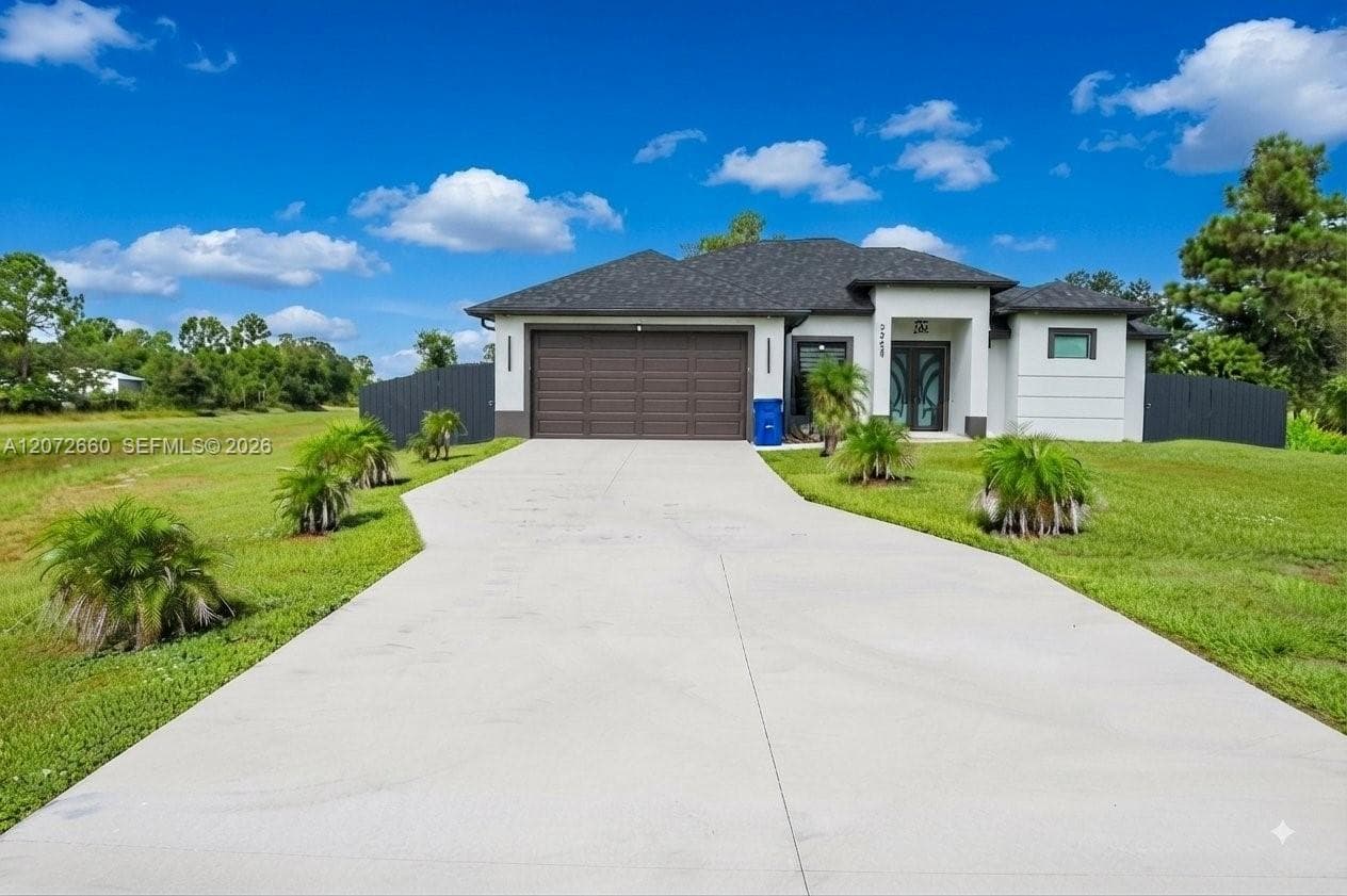 3705 N SUNSHINE BLVD  N, Lehigh Acres FL 33971