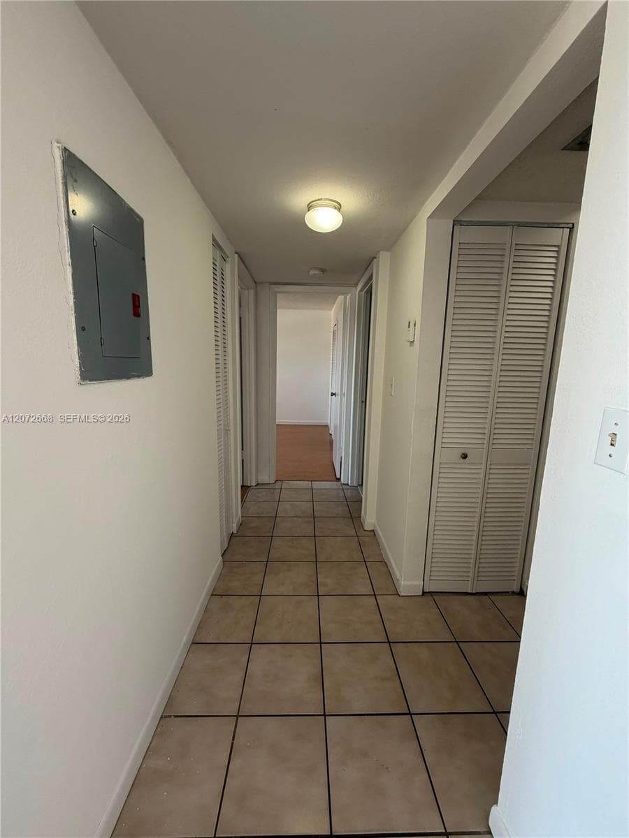 8145 NW 7th St # 406, Miami FL 33126 photo 3