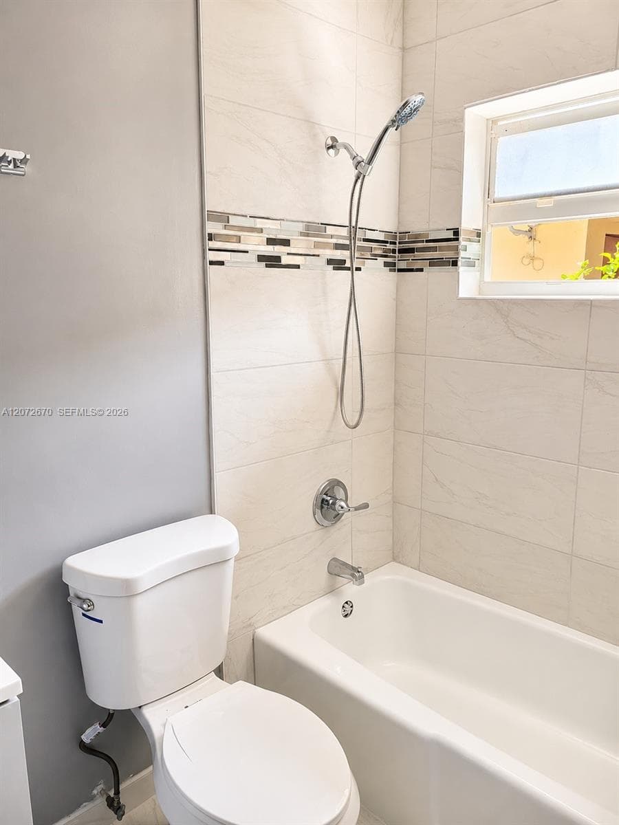 537 SW 2nd Pl # 3, Pompano Beach FL 33060 photo 3