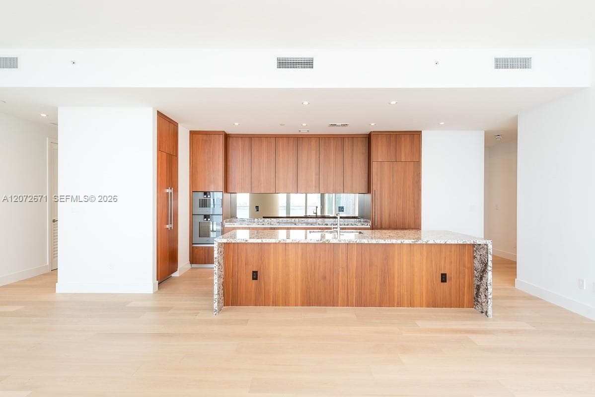 175 SE 25th Rd # 3504, Miami FL 33129 photo 2