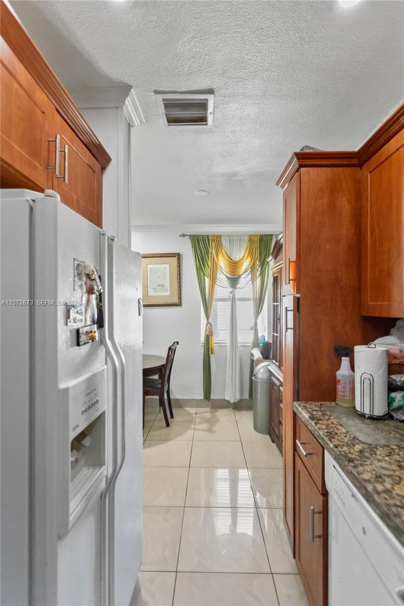 4751 SW 31st Dr, West Park FL 33023 photo 4