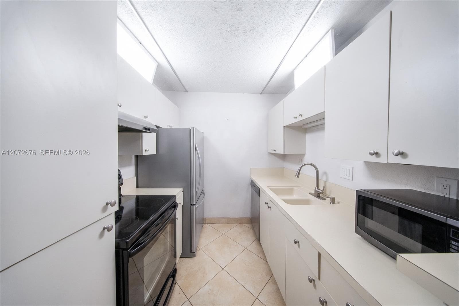 10826 N Kendall Dr # T13, Miami FL 33176