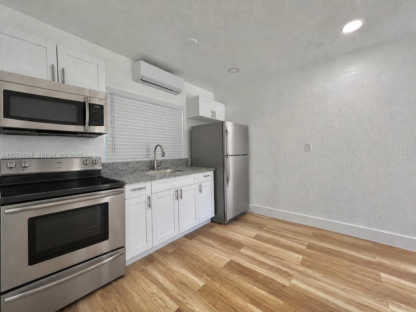 12906 NE 6th Ave # 6, North Miami FL 33161 photo 4