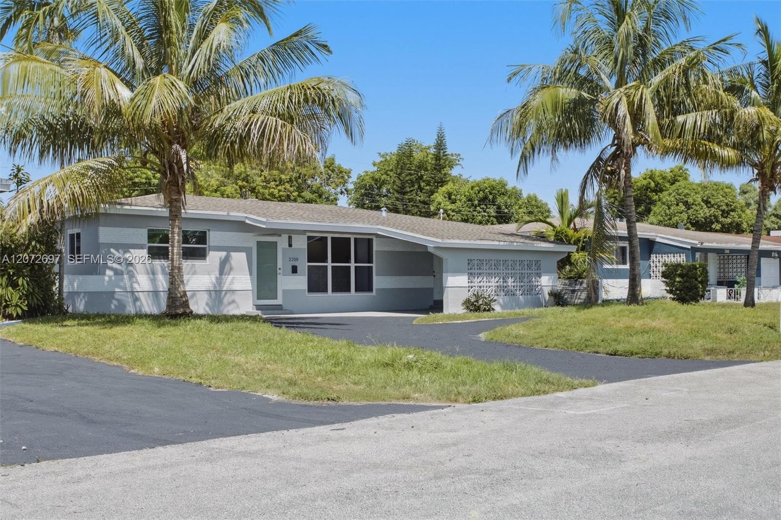2250 Gulfstream Dr, Miramar FL 33023