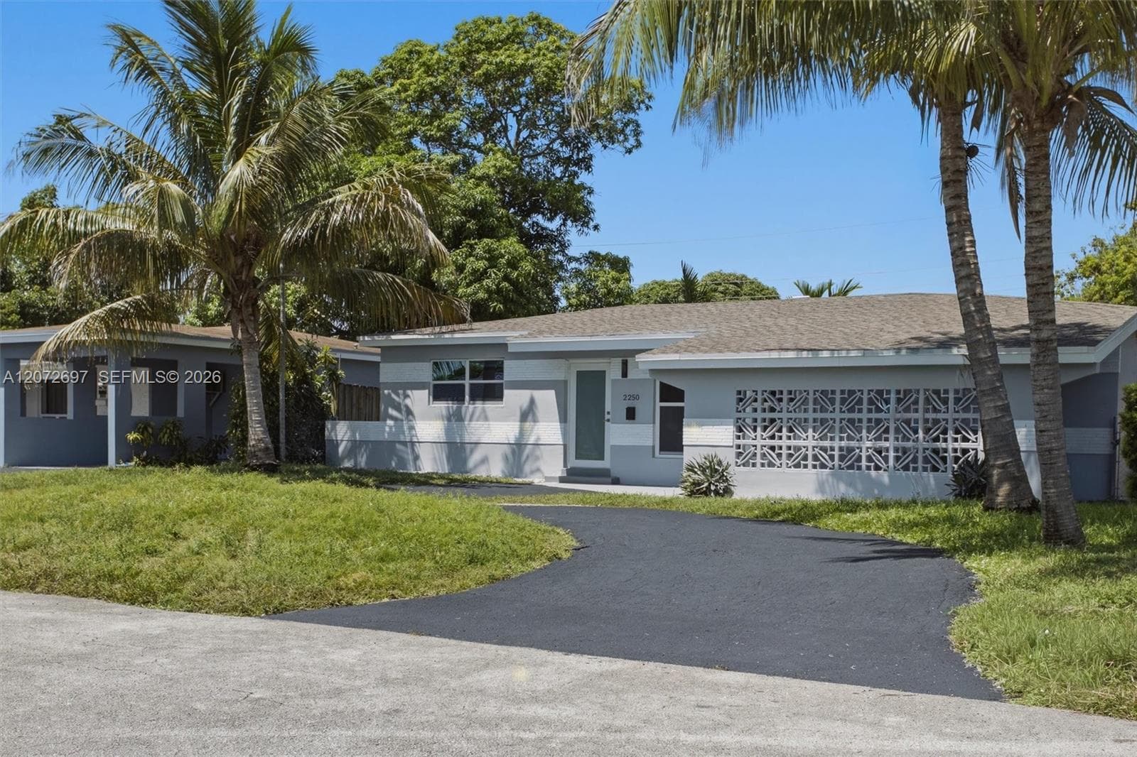 2250 Gulfstream Dr, Miramar FL 33023 photo 4