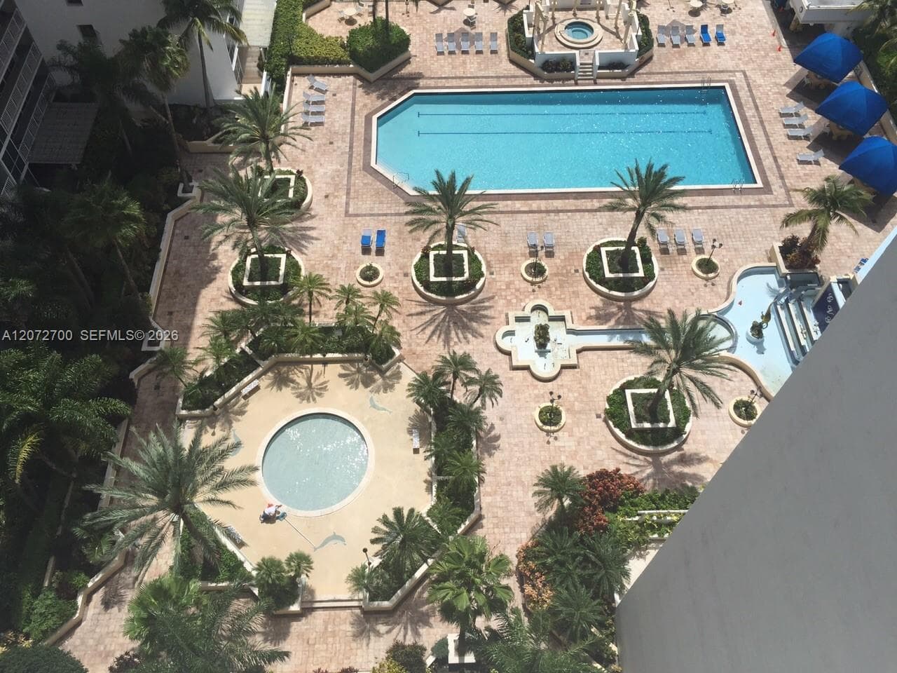 7601 E TREASURE DR # 2008, North Bay Village FL 33141 photo 2