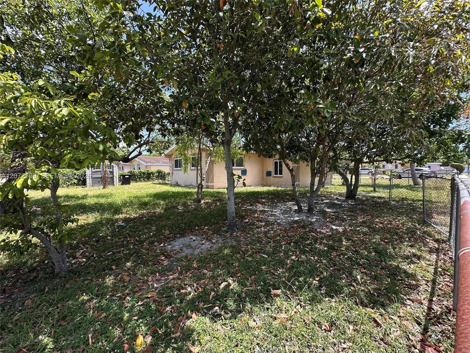 17150 NE 4th Pl, North Miami Beach FL 33162 photo 2