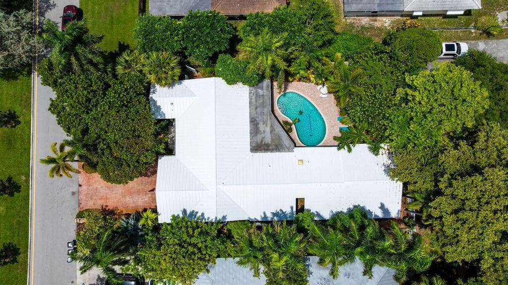2823 NE 35TH Court, Lighthouse Point FL 33064 photo 4