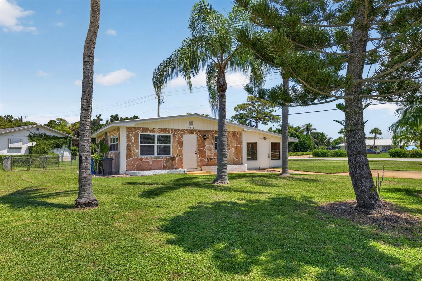 1817 NW AZALEA Street, Stuart FL 34994