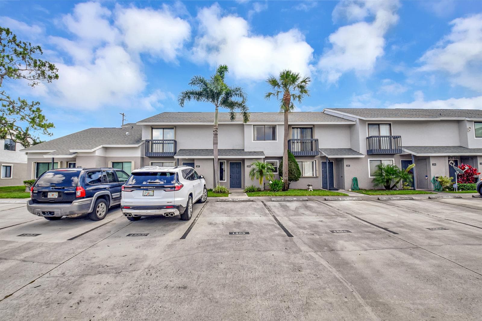 1506 WHARF Lane # 1506, FL 33463 photo 4