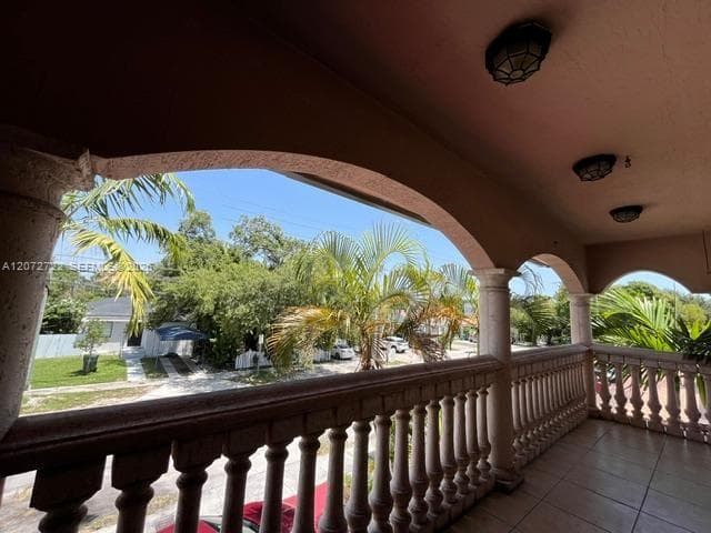 2836 SW 2nd St # 2, Miami, FL 33135 photo 4