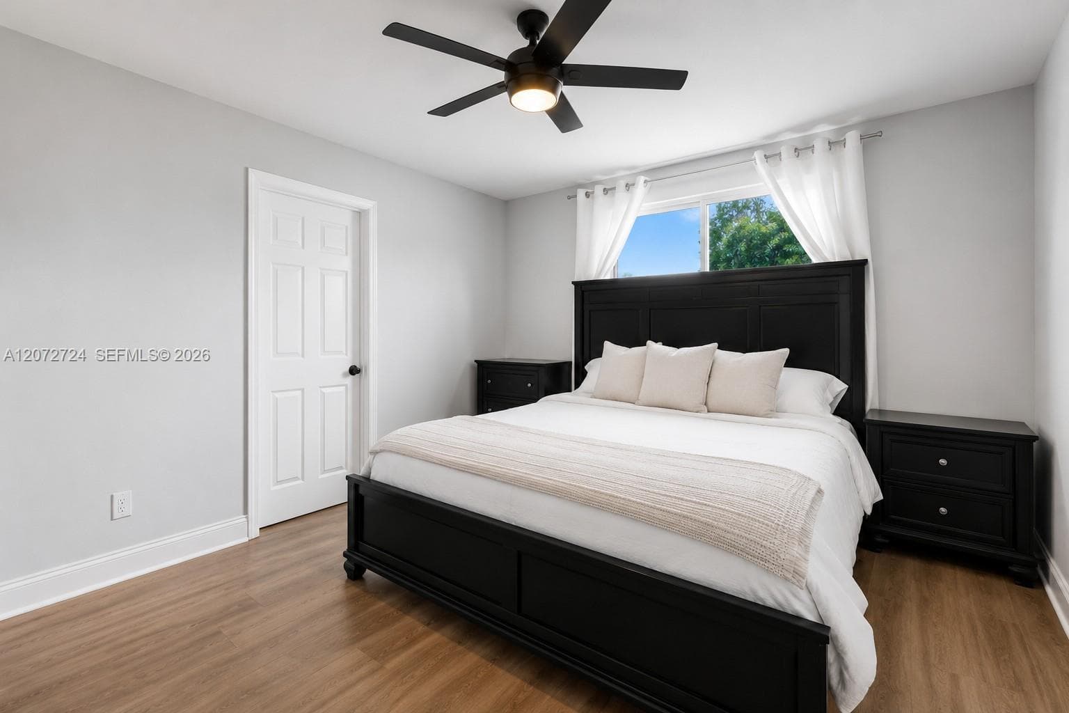 12909 SW 64th Ln, Miami FL 33183 photo 4