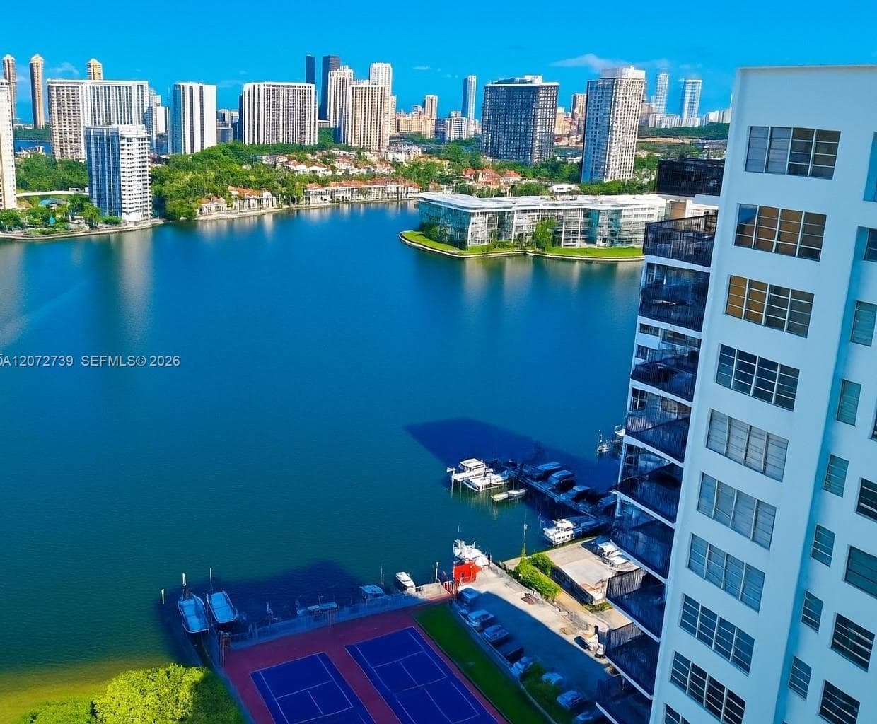 2780 NE 183rd St # 717, Aventura FL 33160