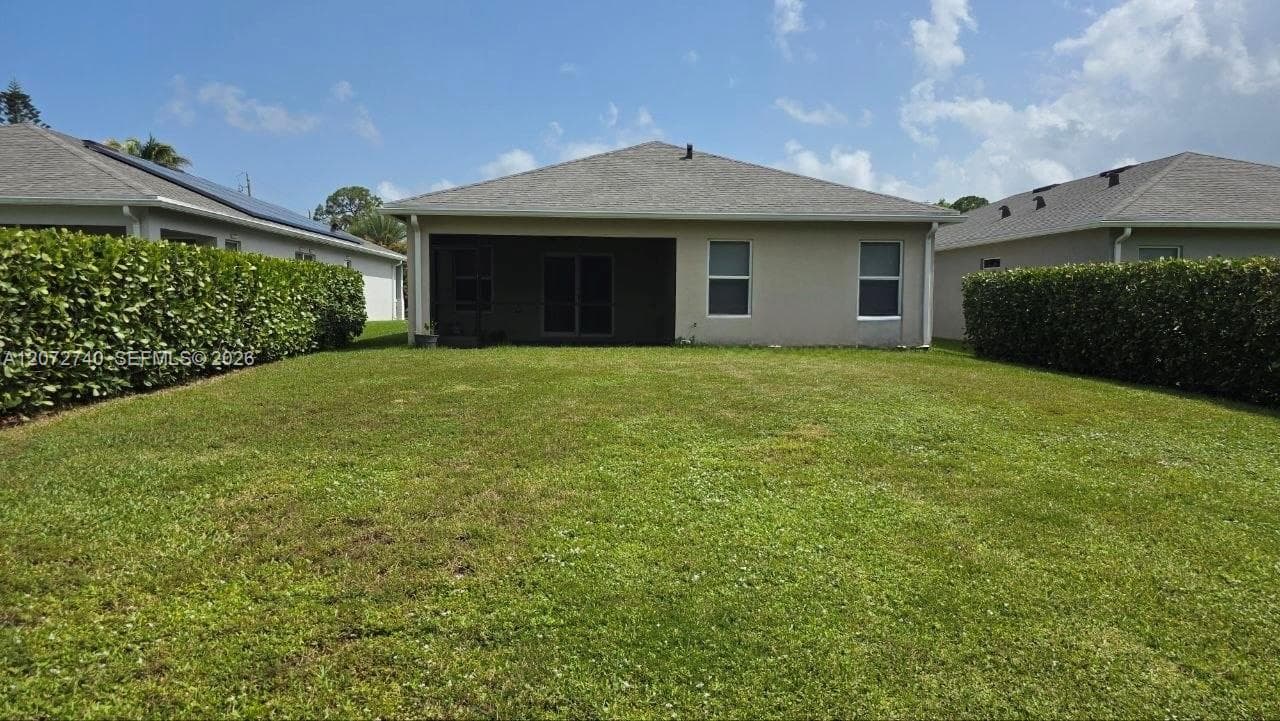 3809 SE Lee St, Stuart FL 34997 photo 2