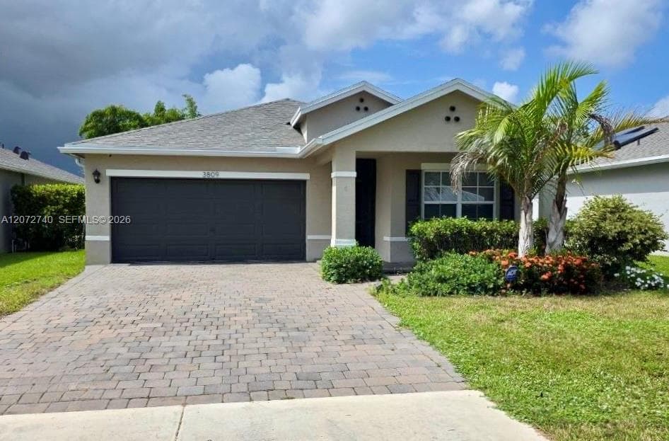 3809 SE Lee St, Stuart FL 34997