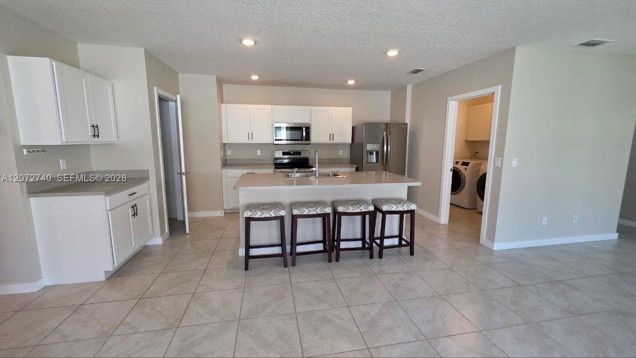 3809 SE Lee St, Stuart FL 34997 photo 4