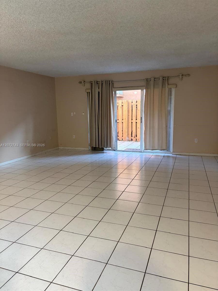 14909 SW 80th St # 110, Miami, FL 33193 photo 3
