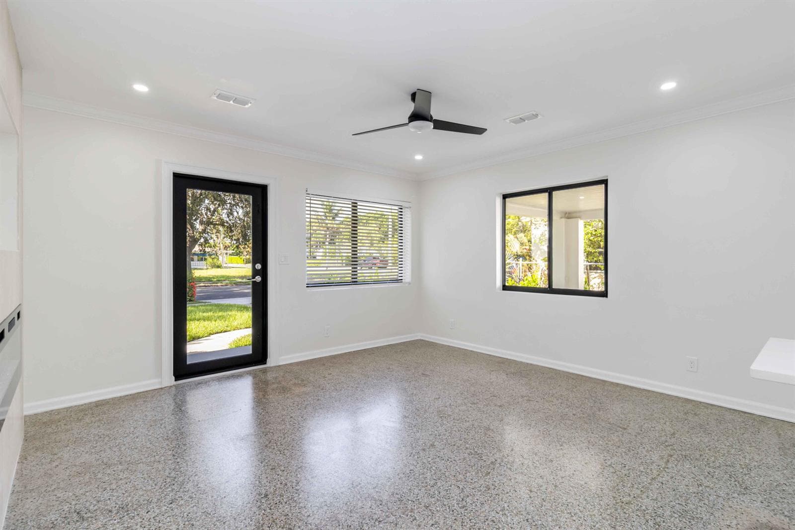 431 52nd Street, West Palm Beach FL 33407 photo 5